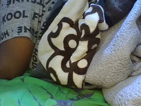 zoey10 online show from October 15, 2025, 5:17 am