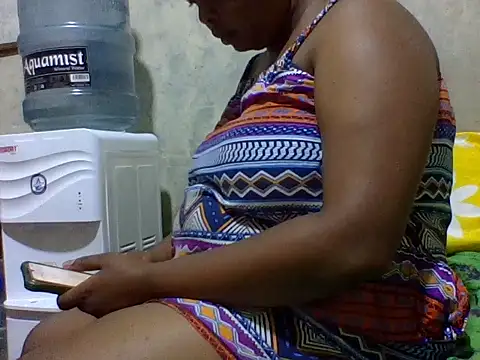 zoey10 online show from October 25, 2025, 5:17 am