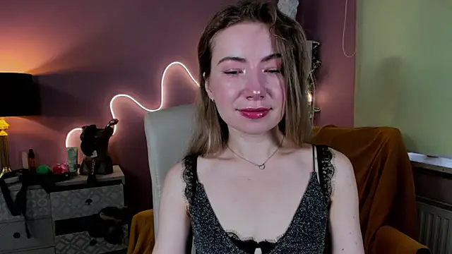 Mia Tasty online show from September 27, 2025, 6:41 am