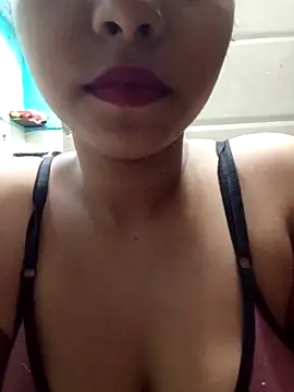 Deepsika online show from April 7, 2026, 10:44 pm