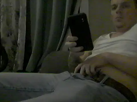 Rollinhard6969 online show from December 28, 2024, 8:05 am