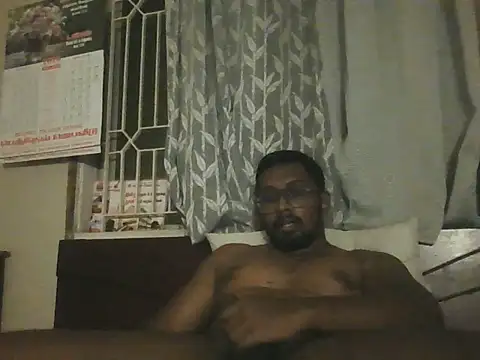Snapshot of chennaibull101 chatting on June 4, 2026, 6:56 pm chennaibull101 online show from June 4, 2026, 6:56 pm