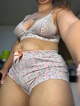 Emiily lee online show from February 7, 2026, 10:34 am