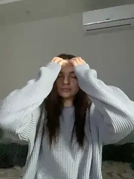 Snapshot of AnaWest chatting on October 19, 2025, 4:59 am AnaWest online show from October 19, 2025, 4:59 am