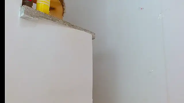 chantalsemenova1 online show from September 9, 2025, 2:26 pm