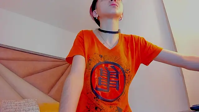 Snapshot of BonnieCute_ chatting on February 15, 2026, 12:33 am BonnieCute online show from February 15, 2026, 12:33 am