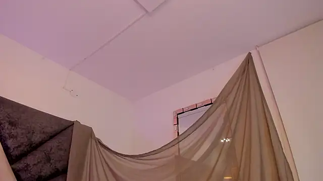 Snapshot of BonnieCute_ chatting on January 15, 2026, 12:03 am BonnieCute online show from January 15, 2026, 12:03 am