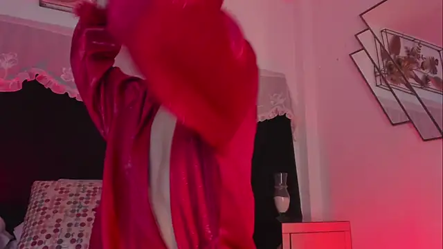 Snapshot of BonnieCute_ chatting on January 8, 2026, 12:38 am BonnieCute online show from January 8, 2026, 12:38 am