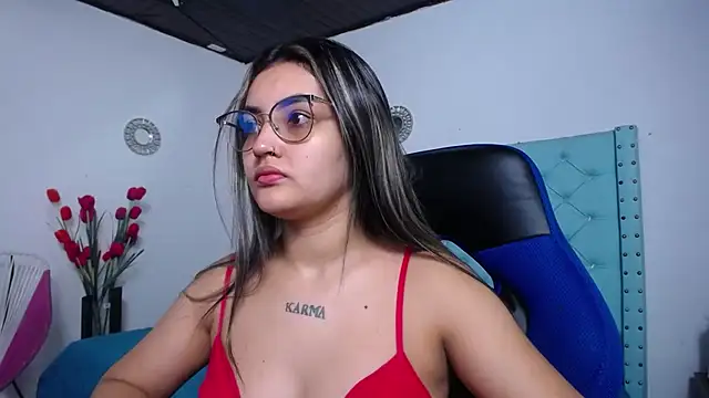 Snapshot of antonella_sweetlittle chatting on March 31, 2026, 12:18 pm antonella sweetlittle online show from March 31, 2026, 12:18 pm