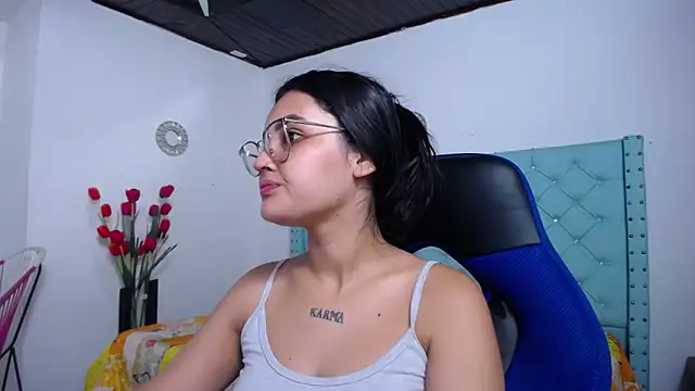 antonella sweetlittle online show from February 28, 2026, 11:21 am