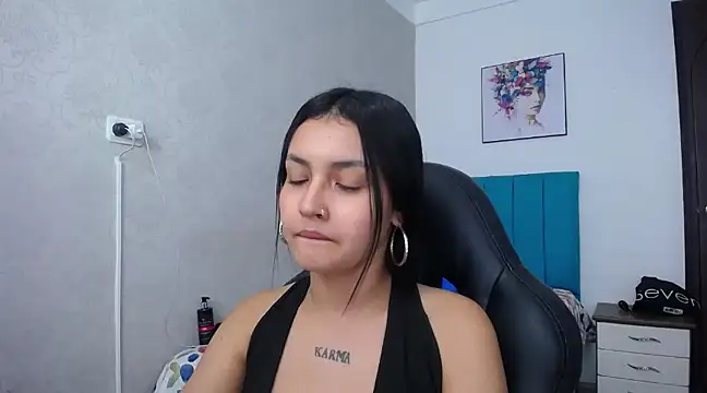 antonella sweetlittle online show from March 18, 2025, 6:39 pm