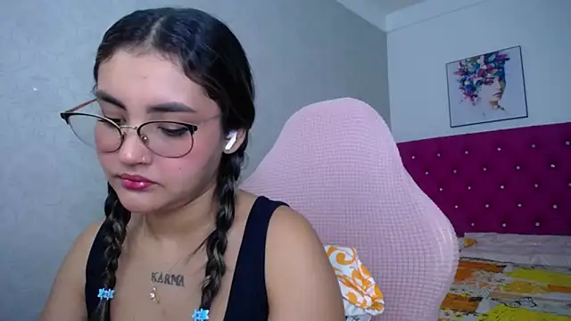 Snapshot of antonella_sweetlittle chatting on May 31, 2026, 6:09 pm antonella sweetlittle online show from May 31, 2026, 6:09 pm