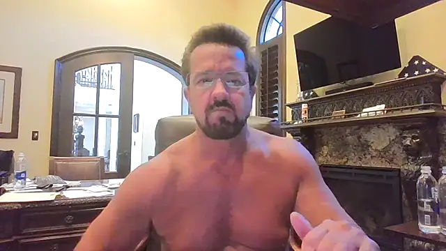 sluttydylan online show from October 16, 2025, 6:27 pm