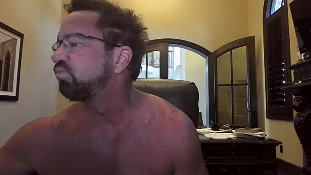 sluttydylan online show from October 6, 2025, 4:52 pm