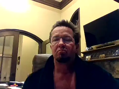 sluttydylan online show from February 24, 2025, 5:43 am
