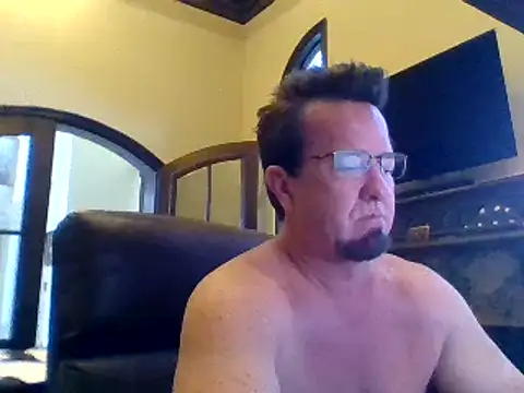 sluttydylan online show from February 10, 2025, 9:25 pm