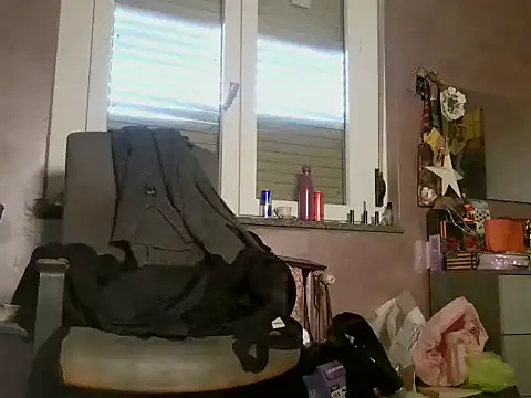 Snapshot of LadyVenere chatting on April 24, 2026, 5:20 am LadyVenere online show from April 24, 2026, 5:20 am