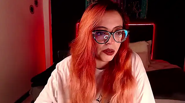 Snapshot of athena_rossi chatting on March 12, 2025, 2:09 am athena rossi online show from March 12, 2025, 2:09 am