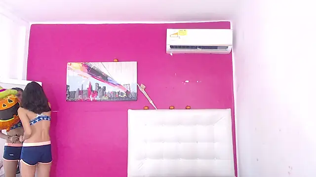 Snapshot of nextdoor_fantasy1 chatting on November 6, 2025, 3:32 am nextdoor fantasy1 online show from November 6, 2025, 3:32 am