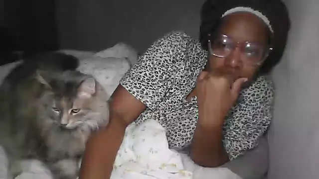 madamsensuale online show from December 10, 2024, 10:06 am