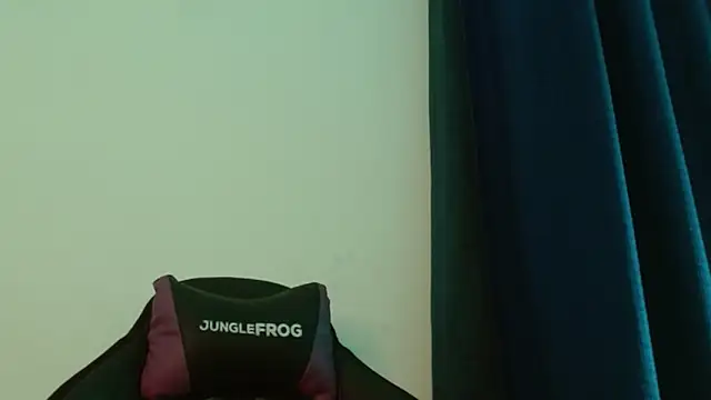 Snapshot of cata__gutierrez_ chatting on October 24, 2025, 1:37 am cata gutierrez online show from October 24, 2025, 1:37 am