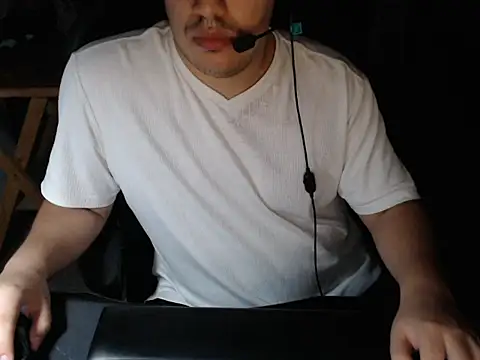 thealfawolf01 online show from March 23, 2025, 2:37 am