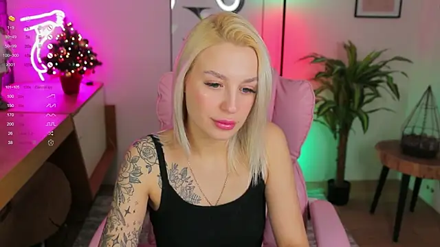 Crystal Barbie online show from January 15, 2025, 2:27 am