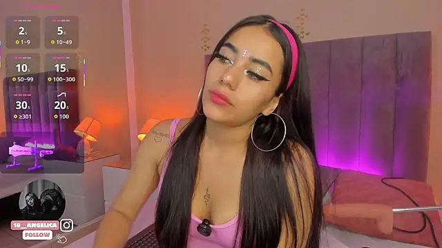 Megan Thompsonn online show from July 11, 2026, 2:06 pm