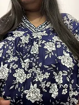 smile pretty online show from September 13, 2025, 7:25 pm