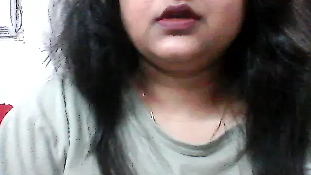 Snapshot of smile_pretty chatting on May 7, 2026, 4:43 pm smile pretty online show from May 7, 2026, 4:43 pm