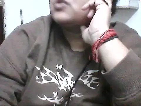 smile pretty online show from February 17, 2025, 1:36 am