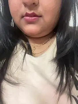 smile pretty online show from March 9, 2025, 5:06 pm