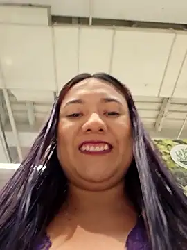 Snapshot of Blushing_Katy chatting on March 21, 2026, 12:01 am Blushing Katy online show from March 21, 2026, 12:01 am