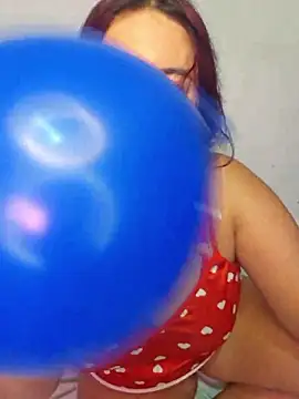 Snapshot of Blushing_Katy chatting on February 14, 2026, 3:23 pm Blushing Katy online show from February 14, 2026, 3:23 pm