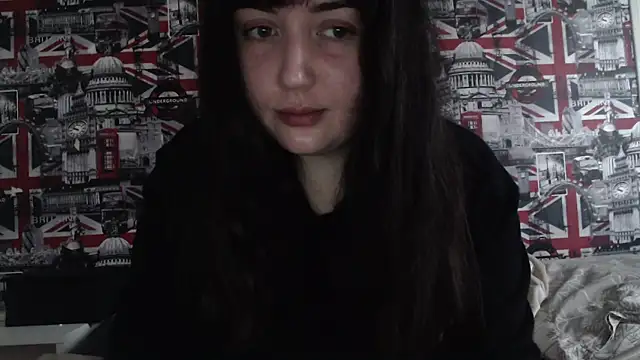 Lynylou online show from February 17, 2026, 4:26 pm