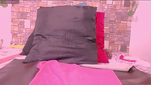 CrazyRousex online show from March 15, 2025, 3:59 pm