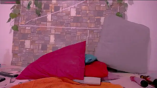 Snapshot of CrazyRousex chatting on March 9, 2026, 2:09 pm CrazyRousex online show from March 9, 2026, 2:09 pm