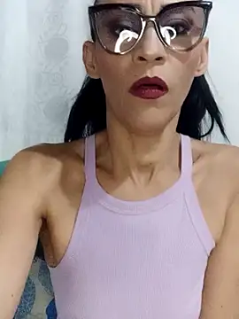 Snapshot of BarbaraMature chatting on October 18, 2025, 5:48 pm BarbaraMature online show from October 18, 2025, 5:48 pm