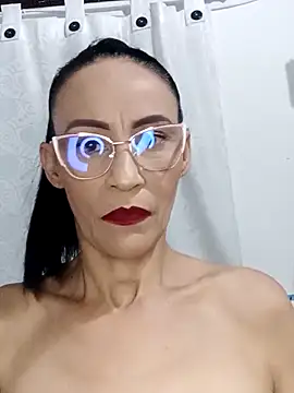 Snapshot of BarbaraMature chatting on March 8, 2025, 5:43 pm BarbaraMature online show from March 8, 2025, 5:43 pm