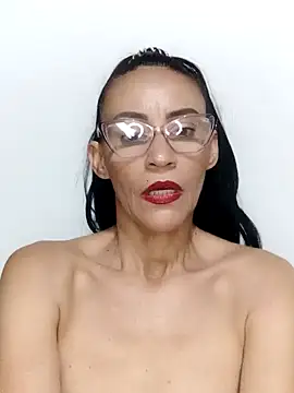 Snapshot of BarbaraMature chatting on January 29, 2025, 9:39 pm BarbaraMature online show from January 29, 2025, 9:39 pm