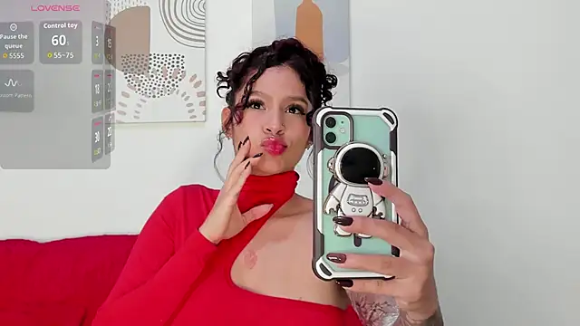 Snapshot of SeleneClark chatting on January 9, 2026, 11:33 pm SeleneClark online show from January 9, 2026, 11:33 pm