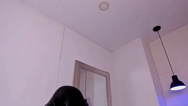 Snapshot of angel_hardy_dl chatting on September 22, 2025, 10:54 am angel hardy dl online show from September 22, 2025, 10:54 am