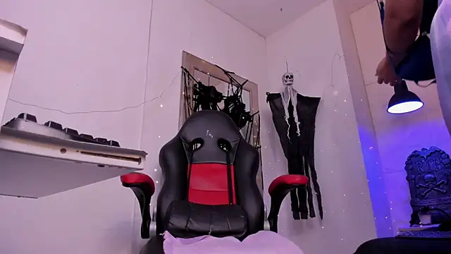 Snapshot of angel_hardy_dl chatting on October 20, 2025, 12:06 pm angel hardy dl online show from October 20, 2025, 12:06 pm