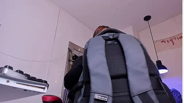 Snapshot of angel_hardy_dl chatting on October 10, 2025, 12:06 pm angel hardy dl online show from October 10, 2025, 12:06 pm