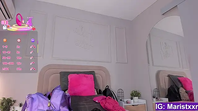 Snapshot of Maristxxr chatting on November 4, 2025, 7:39 pm Maristxxr online show from November 4, 2025, 7:39 pm