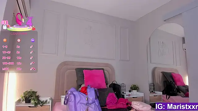 Snapshot of Maristxxr chatting on November 13, 2025, 7:40 pm Maristxxr online show from November 13, 2025, 7:40 pm