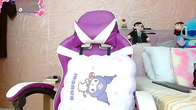 kendallsweet7 online show from November 6, 2025, 7:40 pm