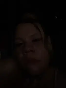 SnowBunny6992 online show from July 3, 2026, 9:16 am