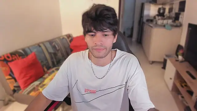 Snapshot of justin_stark7 chatting on September 24, 2025, 9:43 pm justin stark7 online show from September 24, 2025, 9:43 pm