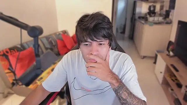 Snapshot of justin_stark7 chatting on September 17, 2025, 9:50 pm justin stark7 online show from September 17, 2025, 9:50 pm